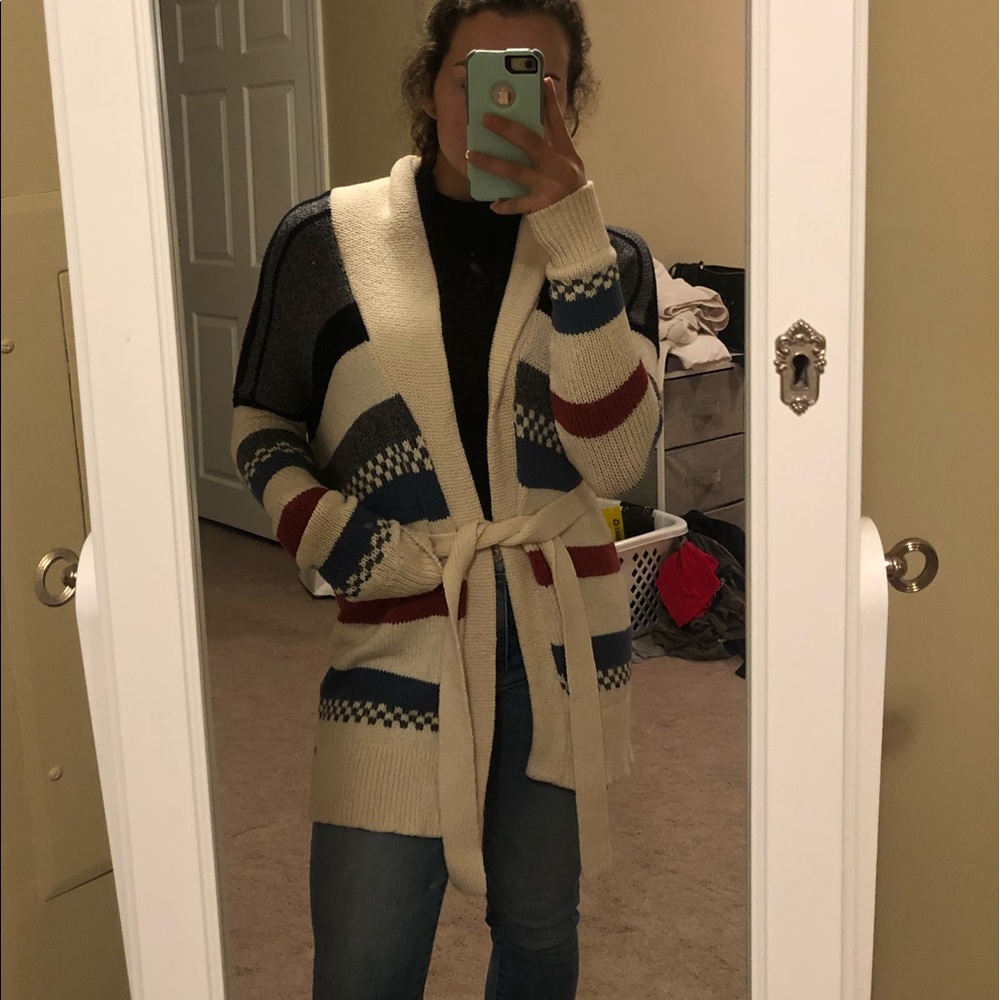 American Eagle Cardigan